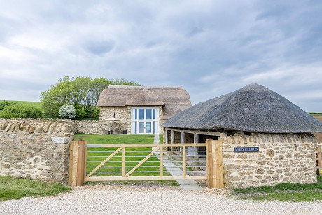 Rural Retreats: Product image 3